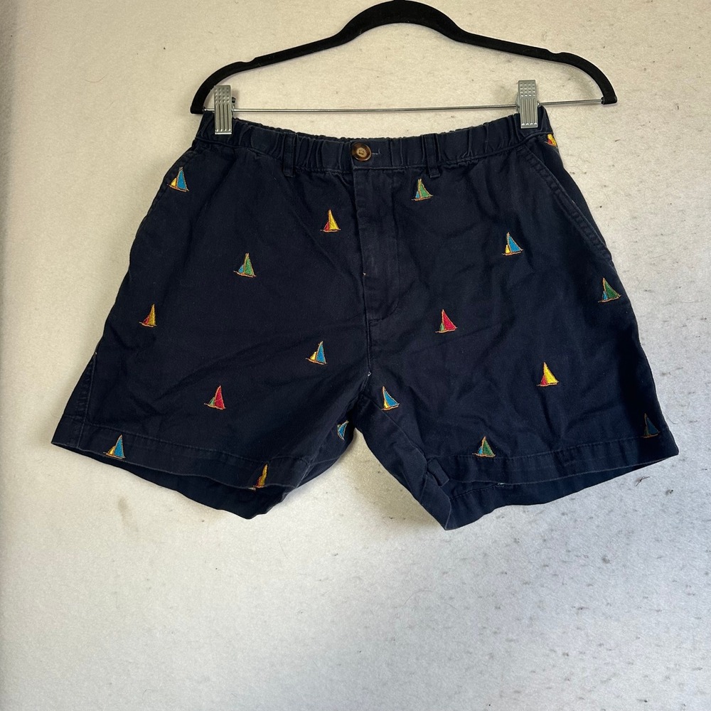 Chubbies Mens Small Navy Blue Embroidered Sailboat Shorts Elastic Waist Nautical